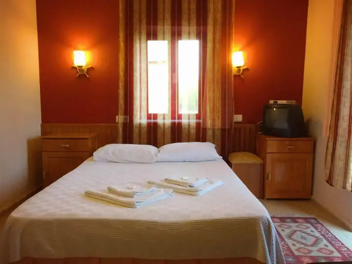 Манавгат: Tas Motel