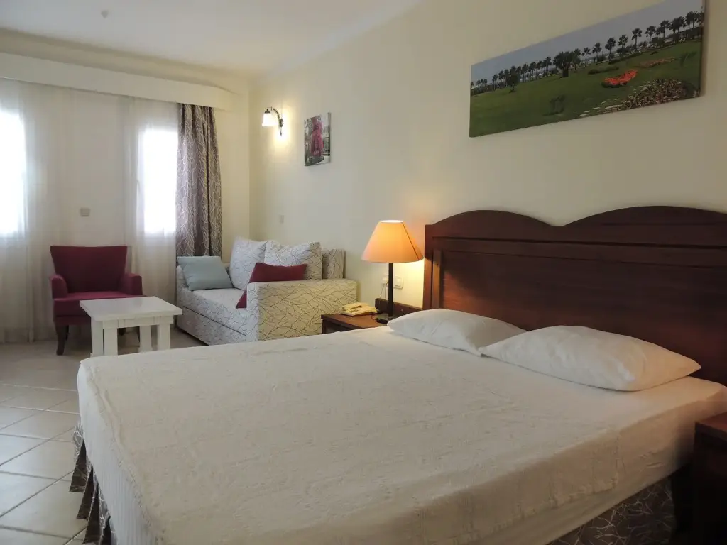 Битез: Okaliptus Hotel