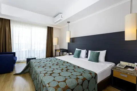 Seali̇ght Resort Hotel — фото 1