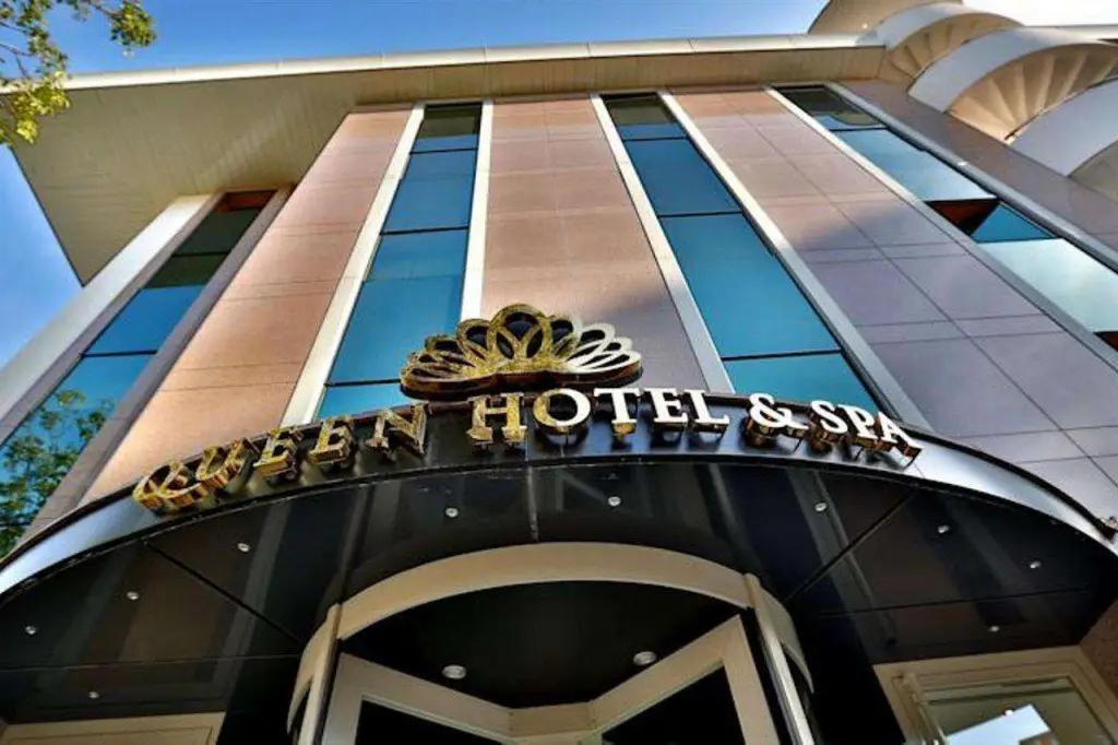 Queen Hotel & Spa — фото 1