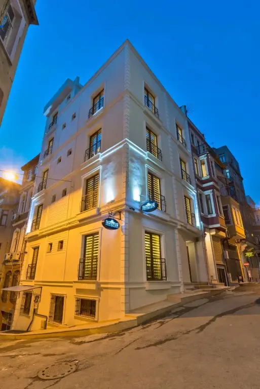 Апарт-отель Invictum Residence — фото 1