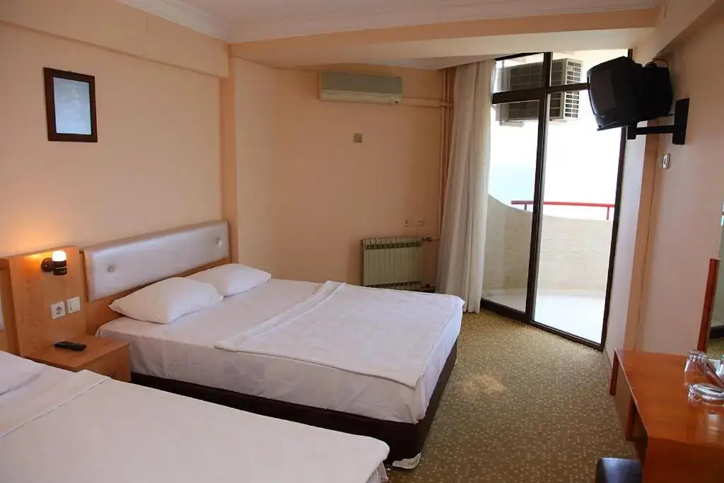 Кушадасы: Sergent Hotel