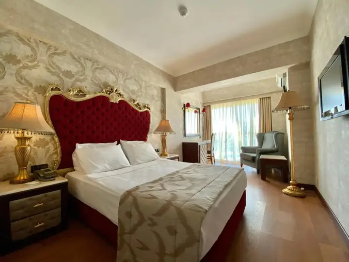 Капикири: Laur Hotels