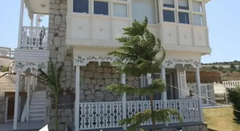 Shaka Marine Boutique Hotel — фото 1