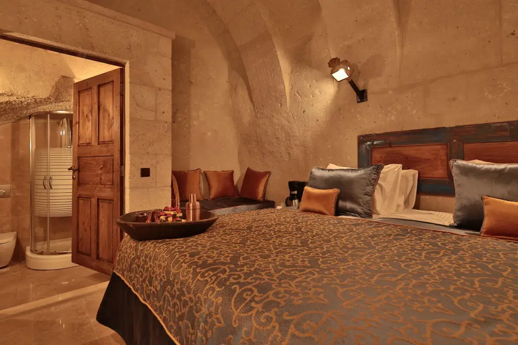 Гёреме: The Owl Cave Hotel