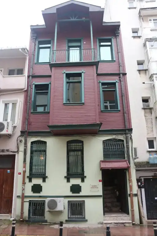 Стамбул: Ortakoy Pasha Konagi