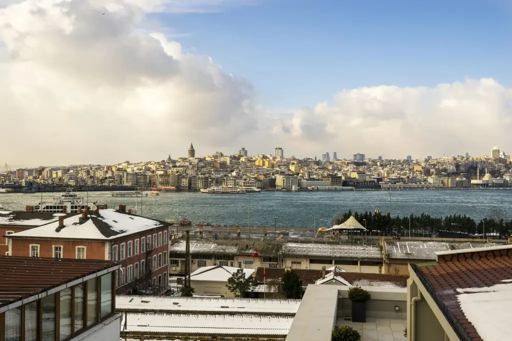 Sayeban Gold Hotel — фото 1
