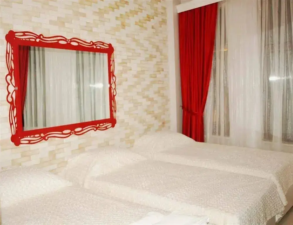 Стамбул: The Bridge Hotel