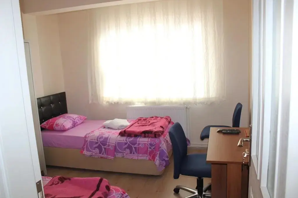 Эдирне: Sari Pension