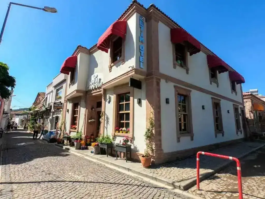 Айвалык: Doruk Otel
