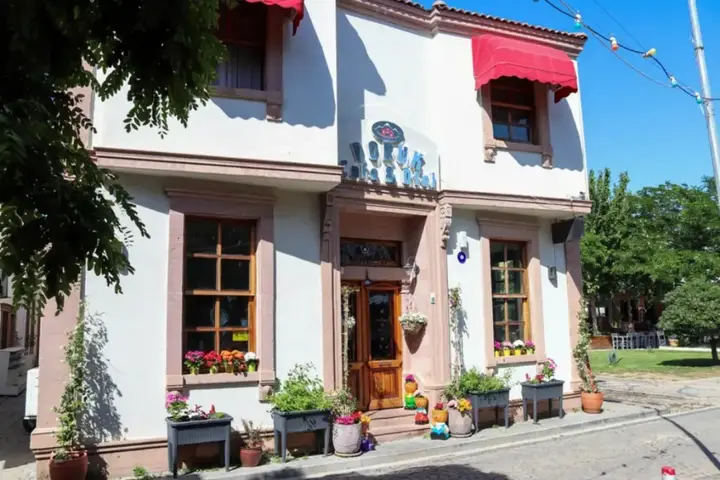 Айвалык: Doruk Otel