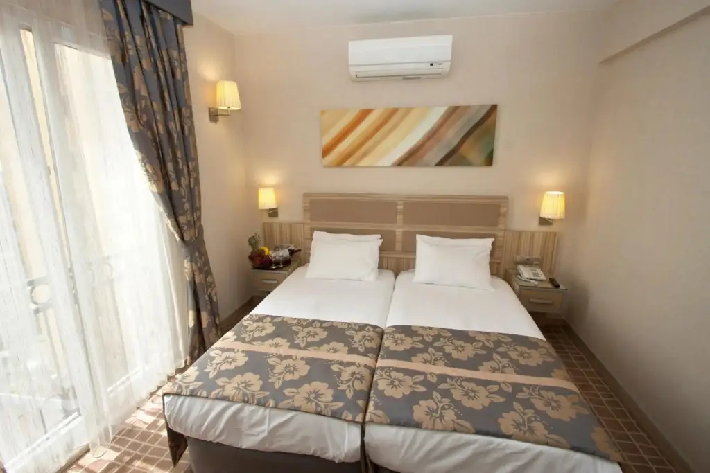 Стамбул: Hotel Nanda