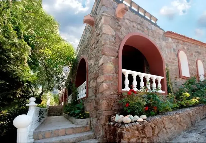 Дикили: Oliviera Private Island Hotel – Kalem Adası