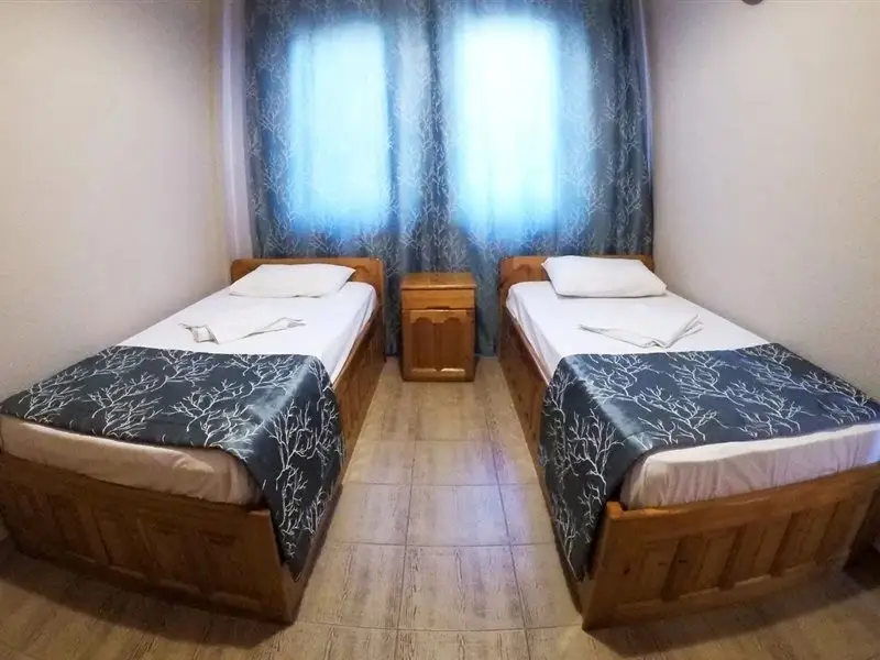 Дальян: Ozalp Apart C