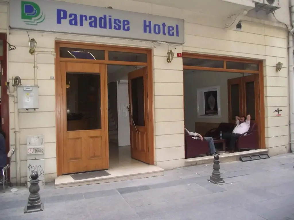 Стамбул: Paradise Hotel