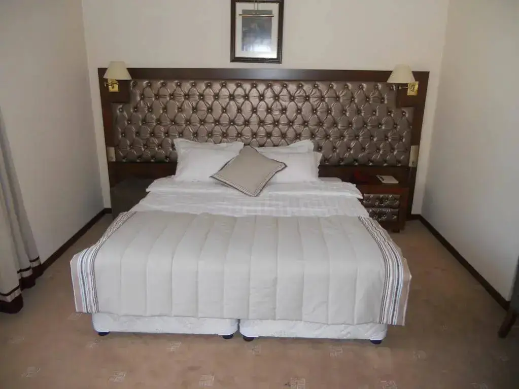 Эскишехир: Hotel Sar