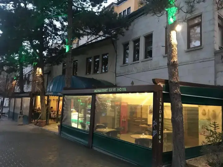 Мустафапаша: Monastery Cave Hotel