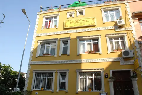 Metropolis Hostel & Guest House — фото 1