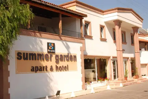 Summer in Garden Suites & Beach Hotel — фото 1