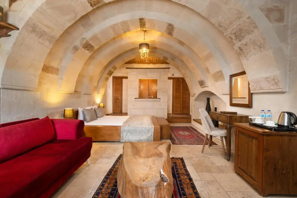Гёреме: Doors Of Cappadocia