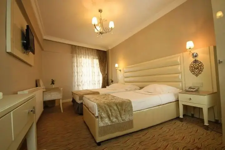Стамбул: Royce Hotel