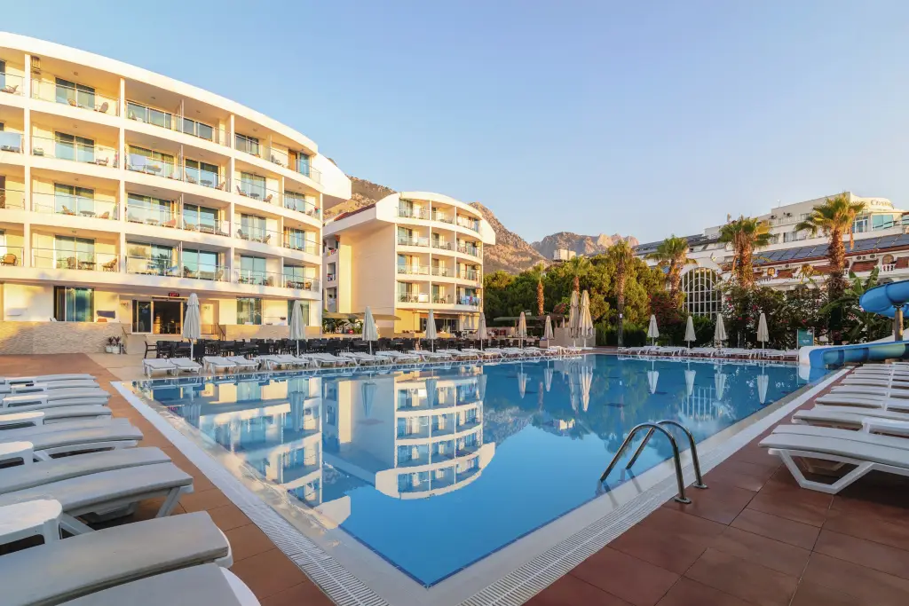 Кемер: Ring Beach Hotel