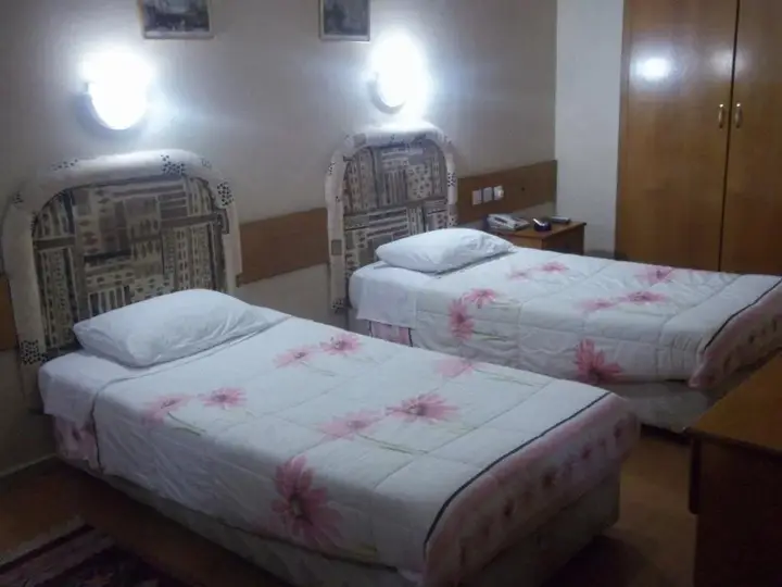 Карахаит: Mesut Hotel