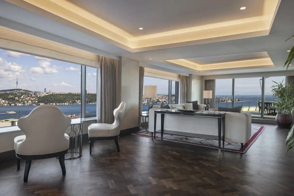Стамбул: Conrad Istanbul Bosphorus