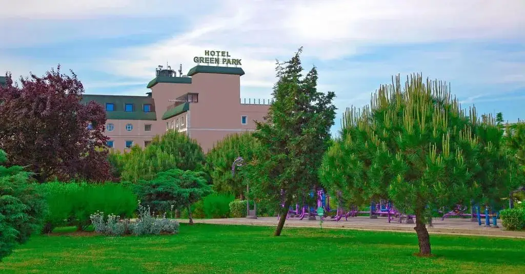 Стамбул: The Green Park Merter