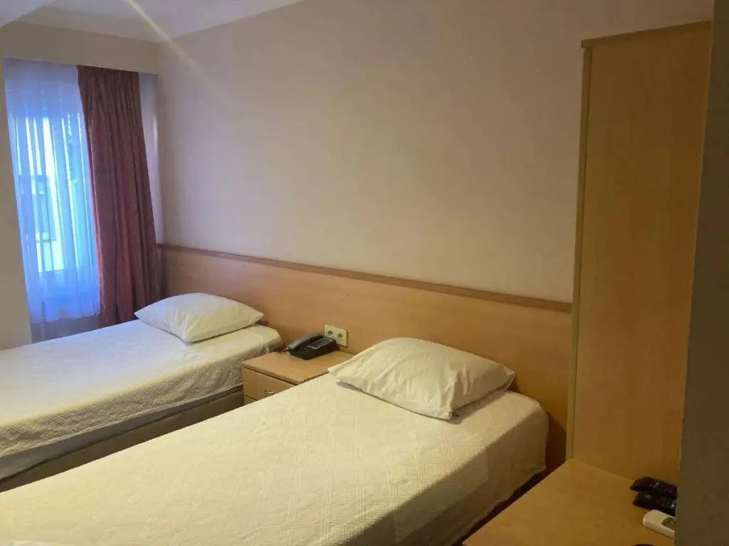 Стамбул: Hotel Ay