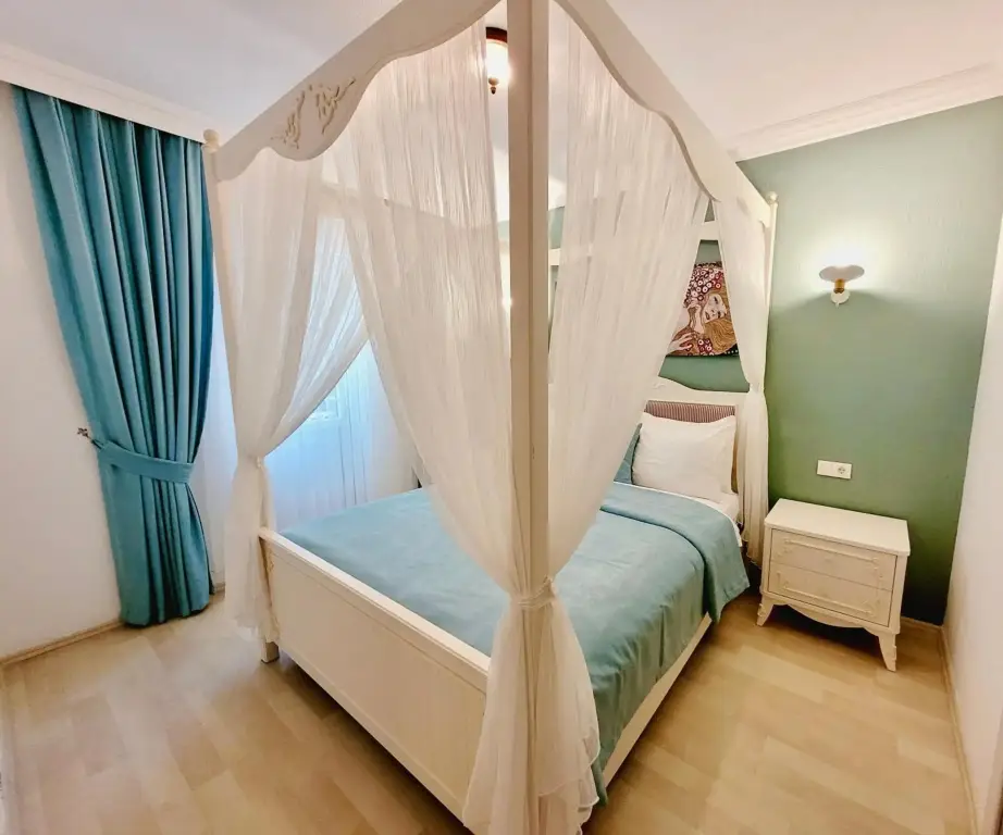 Дальян: Berg Hotel