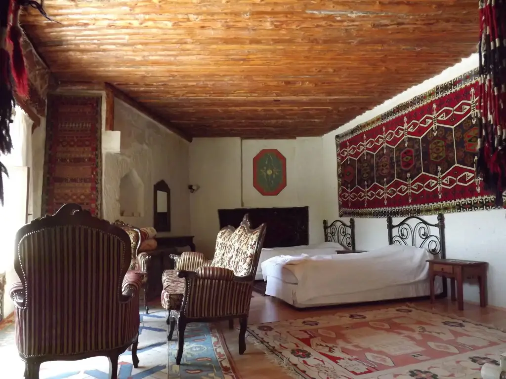 Гёреме: Local Cave House Hotel