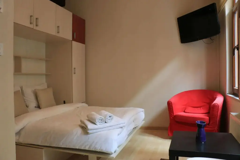 Стамбул: No. 10 Taksim Studios