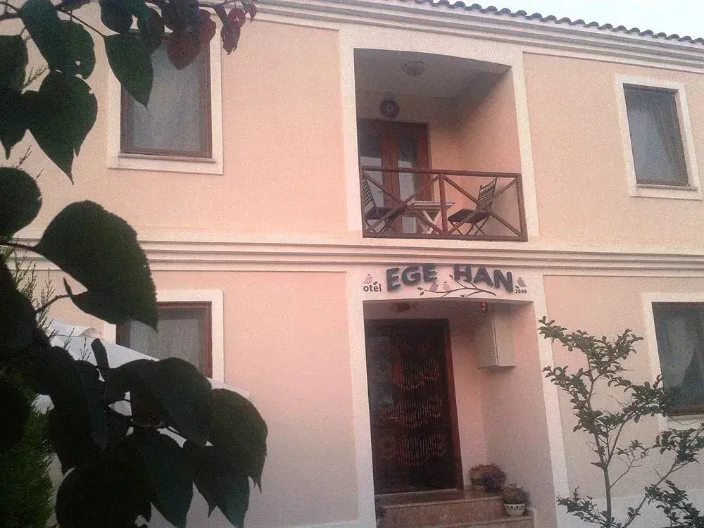 Ege Han Otel — фото 1