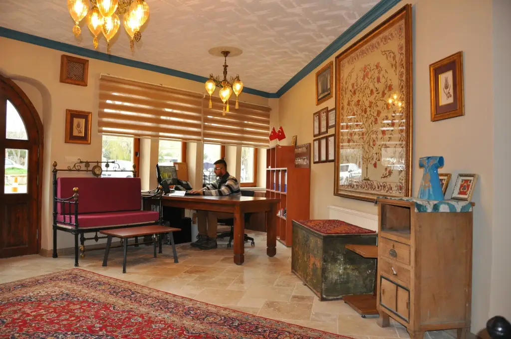 Гёреме: Nomads Cave Hotel & Rooftop