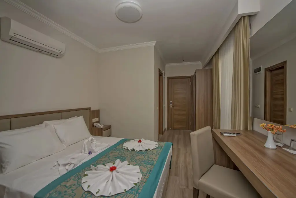 Анталья: Hotel Mandalin