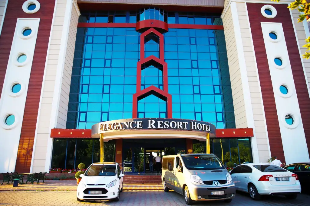 Elegance Resort Hotel Spa Wellness-Aqua — фото 1