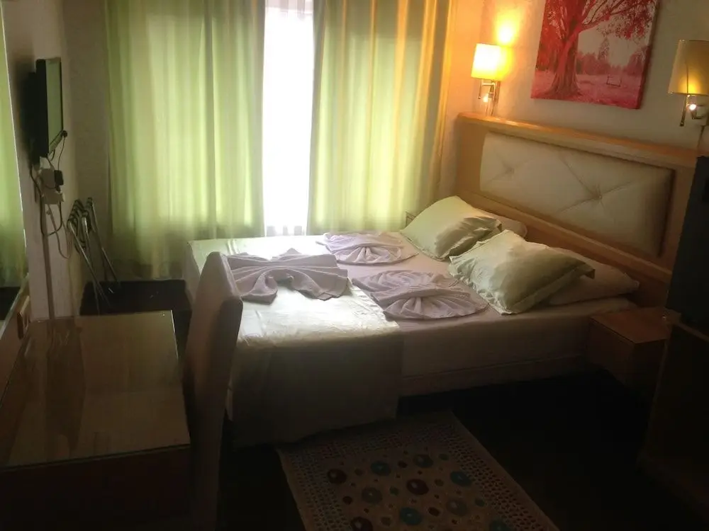 Анталья: Yalcin Hotel