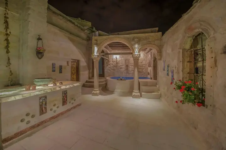 Ургуп: Elika Cave Suites Cappadocia, Curio Collection by Hilton
