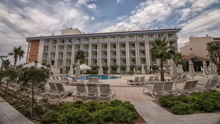 Кушадасы: Ramada Hotel & Suites by Wyndham Kusadasi