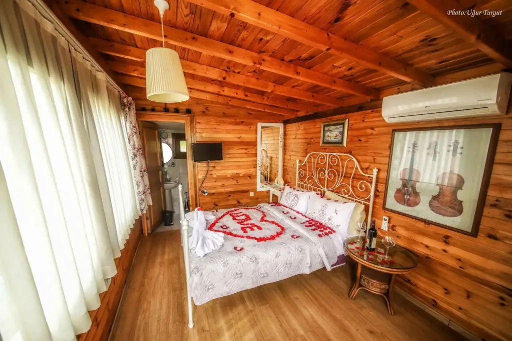 Сайл: Tartaruga Motel