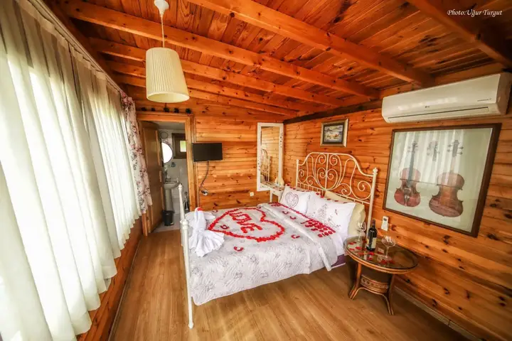Сайл: Tartaruga Motel