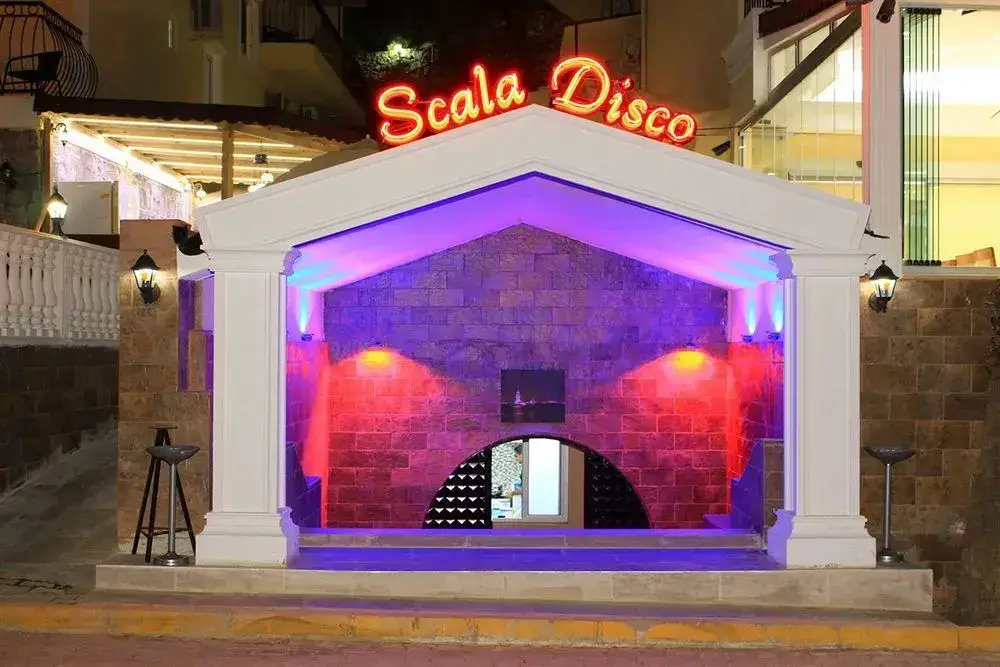 Scala Hotel — фото 1