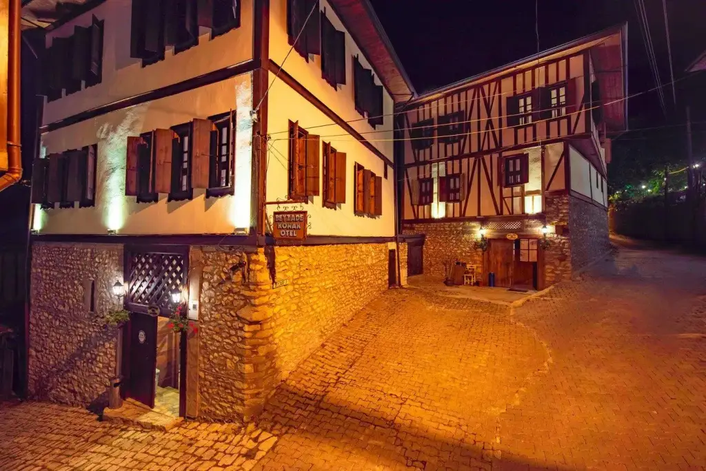 Beyzade Konak Otel — фото 1