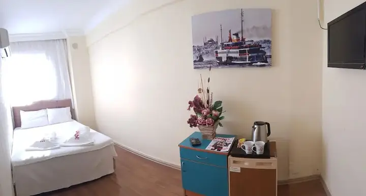 Гюмюльдур: Zeybek Hotel Ürkmez