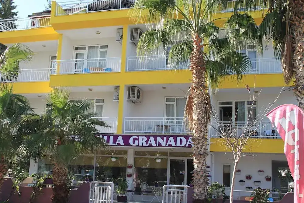 Villa Granada Hotel — фото 1
