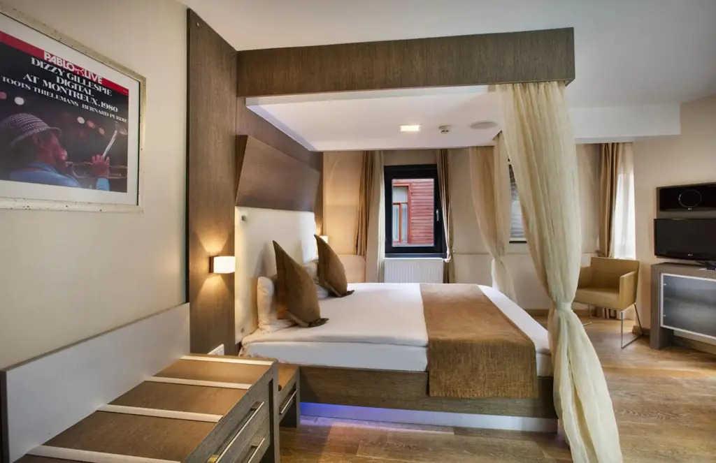 Стамбул: Jazz Hotel