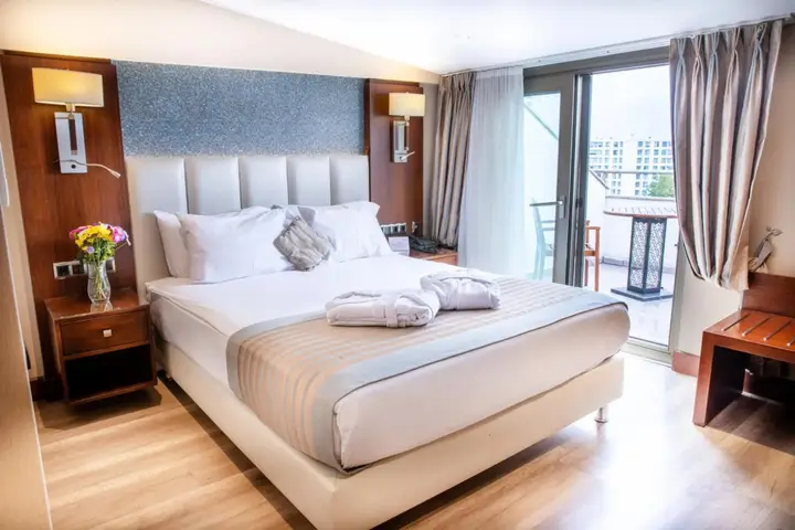 Стамбул: Grand Aras Hotel & Suites