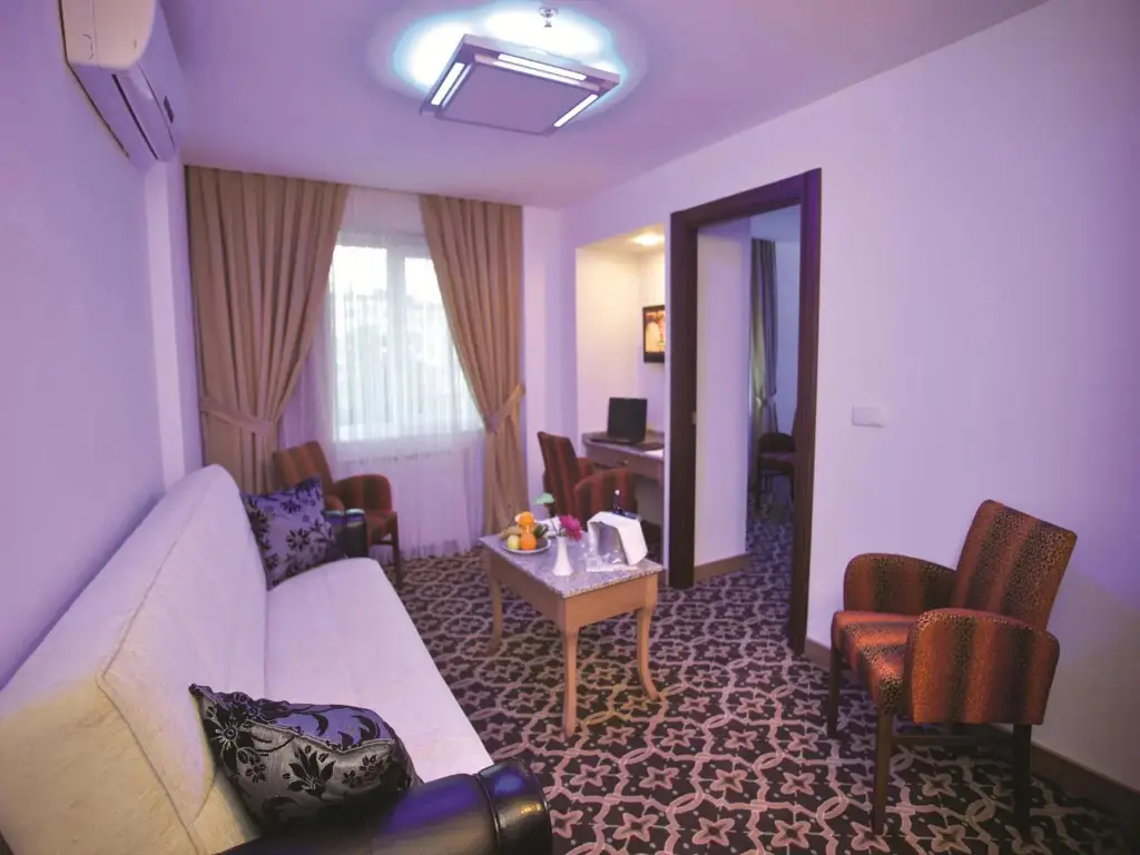 Стамбул: The City Hotel