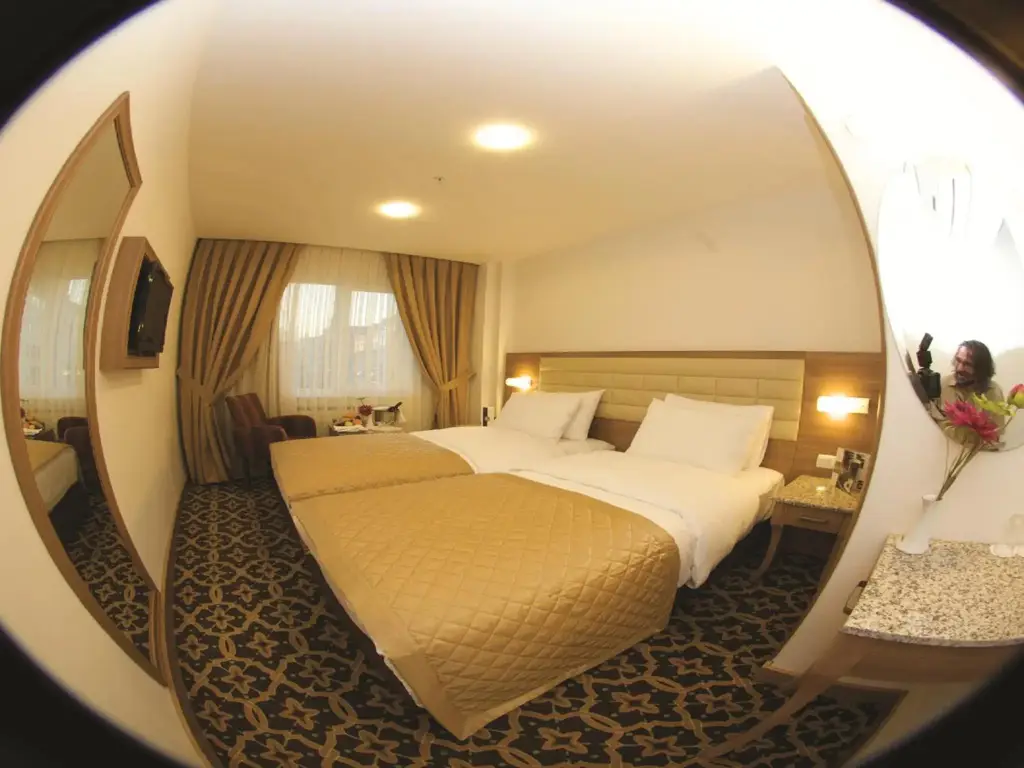 Стамбул: The City Hotel